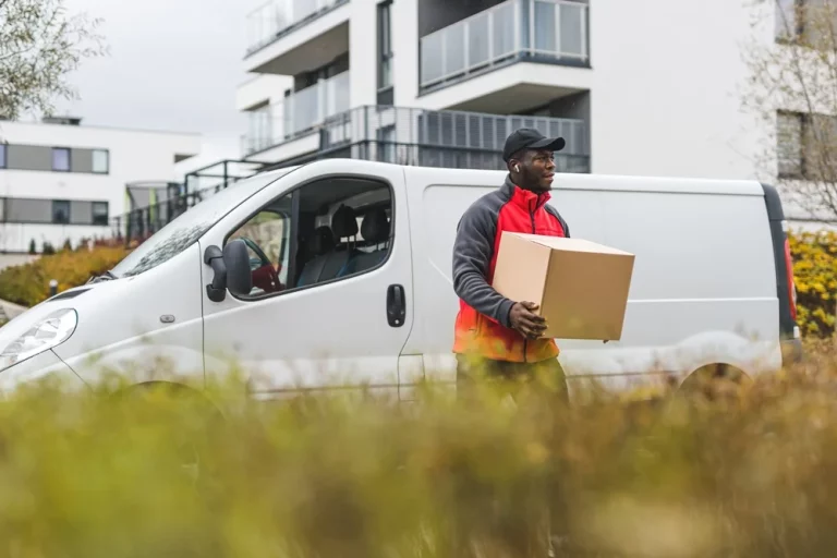 PostParcelPlus – Your Ultimate Guide to Secure Parcel Delivery in Waltham Cross, Enfield